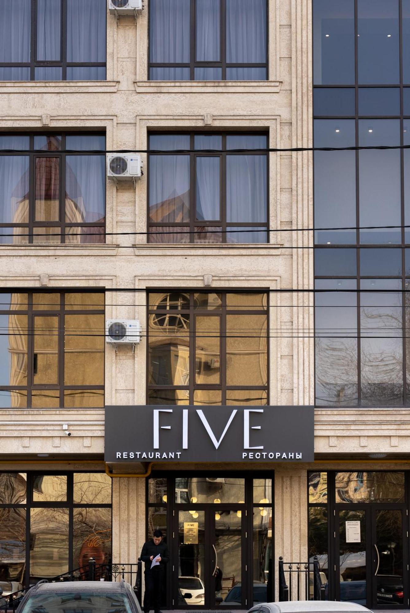 Five Hotel Bisjkek Eksteriør billede
